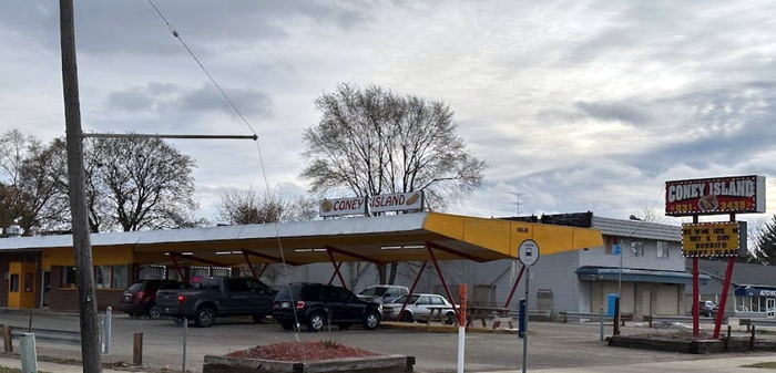 Dog n Suds (DogNSuds, Dog-N-Suds) - Kentwood - 4606 Division Ave S 3 (newer photo)